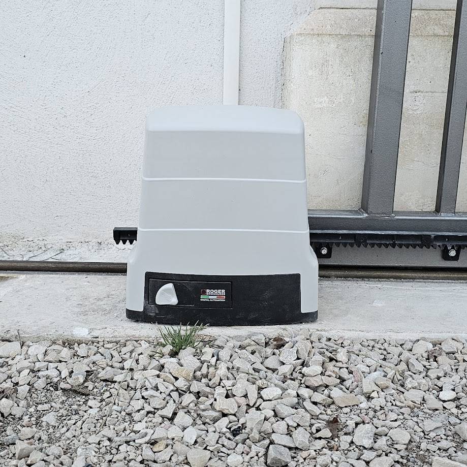 moteur-portail-coulissant-roger